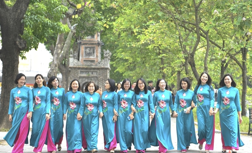 Hà Nội: Diễu hành áo dài trên phố dịp 2/9