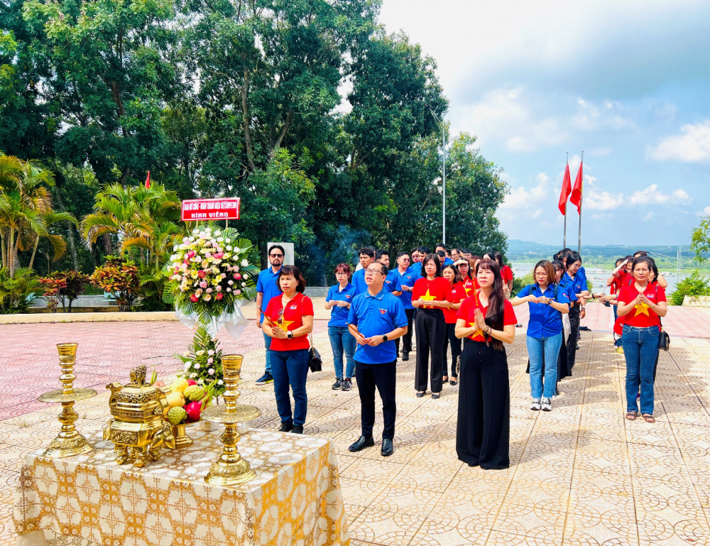 Đoàn Thanh niên và Ban Nữ công Vietsovpetro tập huấn nghiệp vụ kết hợp an sinh xã hội tại Lâm Đồng