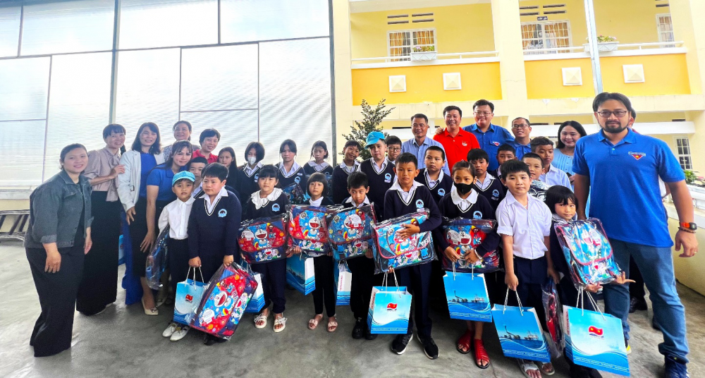 Đoàn Thanh niên và Ban Nữ công Vietsovpetro tập huấn nghiệp vụ kết hợp an sinh xã hội tại Lâm Đồng