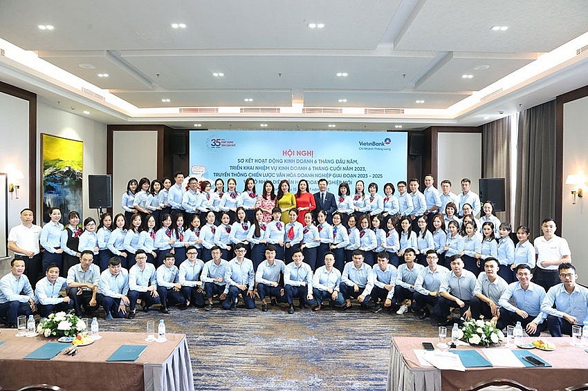 Tạp chí cộng sản