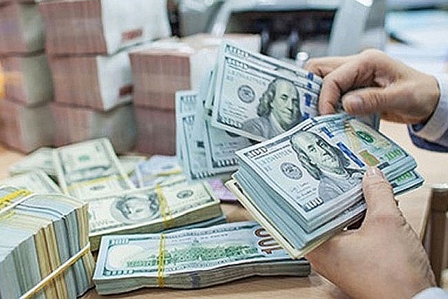 Tỷ giá ngoại tệ hôm nay 6/9: Đồng USD trong nước quay đầu giảm
