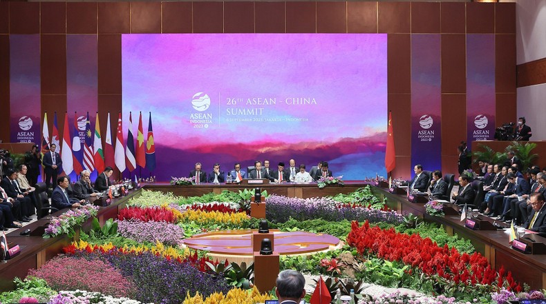 Làm sâu sắc hơn quan hệ ASEAN và các đối tác, đóng góp tích cực hơn cho hòa bình, ổn định, hợp tác và phát triển ảnh 3