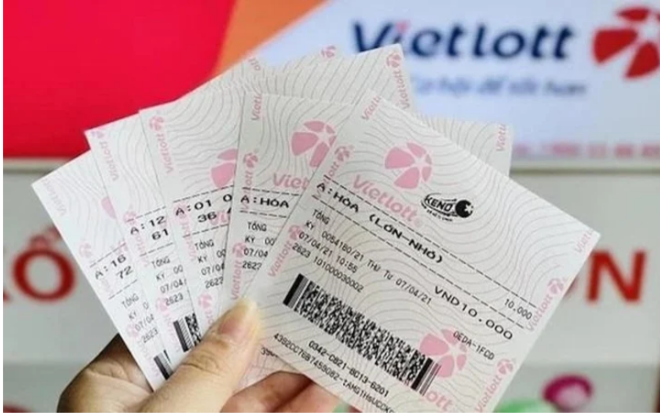 Bộ Tài chính khẳng định pháp luật hiện hành không quy định cho phép bán vé số qua internet và “mua vé số hộ”. (Ảnh minh họa)