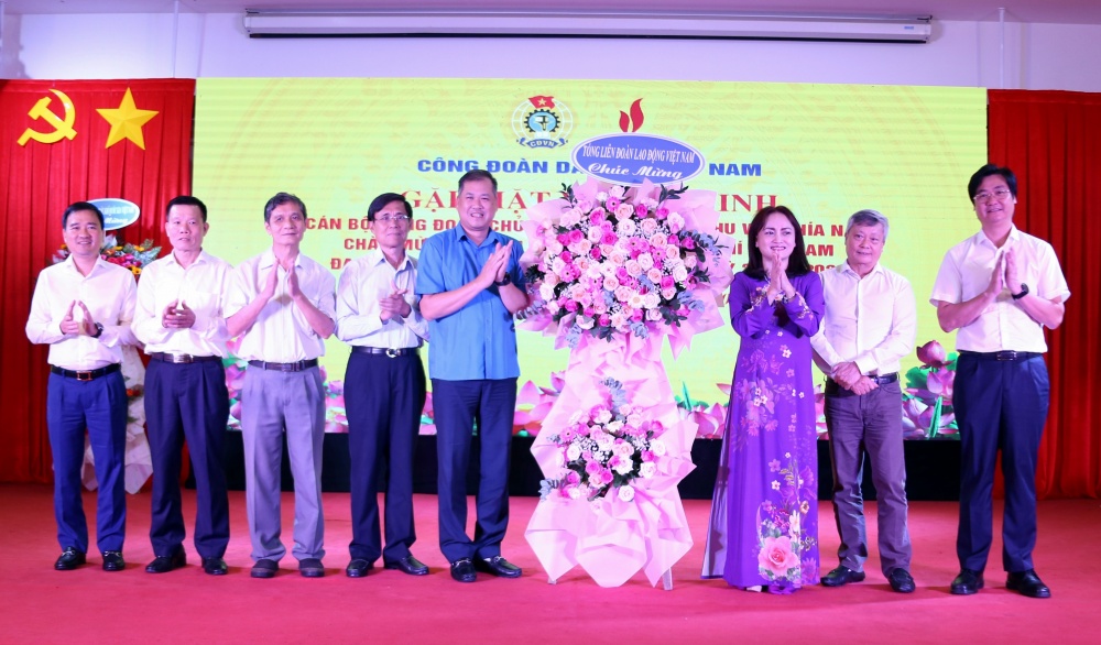 CĐ DKVN gặp mặt và tôn vinh cán bộ công đoàn chủ chốt các thời kỳ khu vực phía Nam