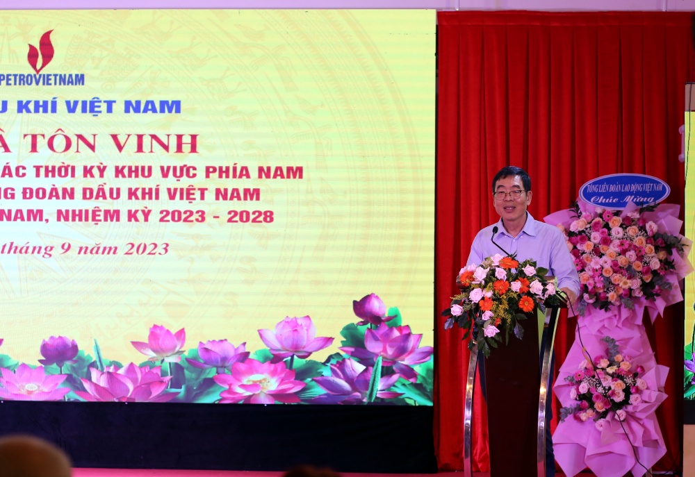CĐ DKVN gặp mặt và tôn vinh cán bộ công đoàn chủ chốt các thời kỳ khu vực phía Nam