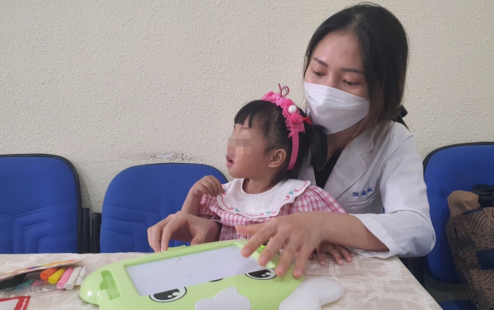 50% ca bệnh hiếm là trẻ em, Bộ Y tế muốn nới phạm vi chi trả của quỹ BHYT