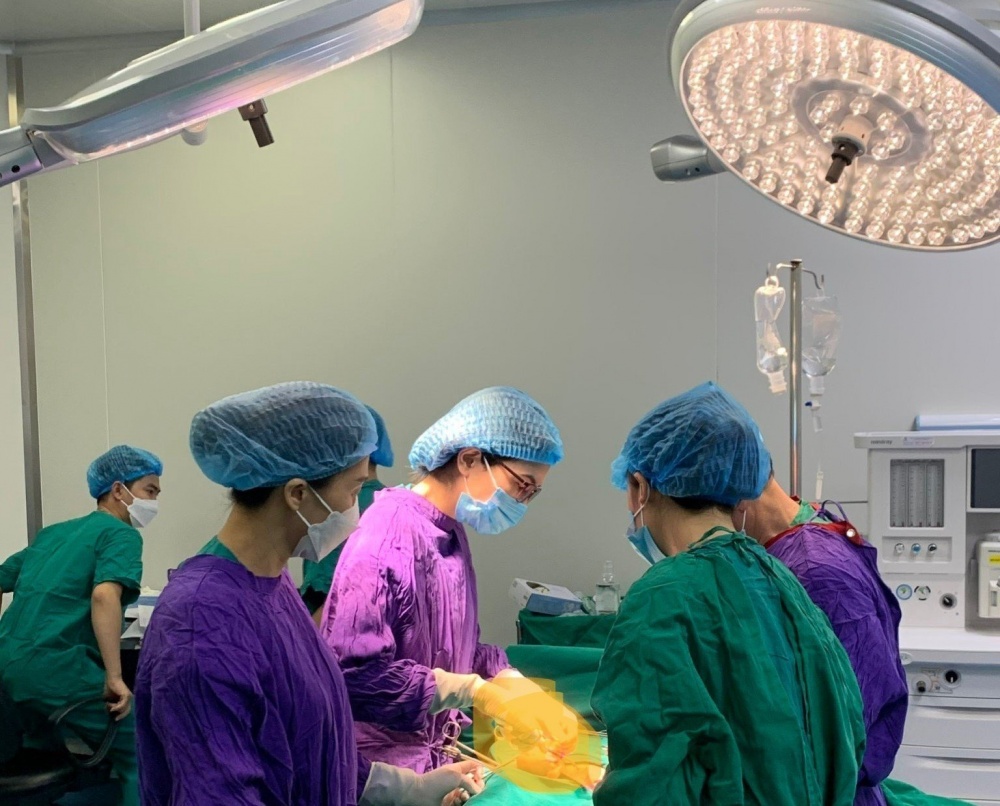 BVĐK Hòa Bình: Kịp thời cứu sống người phụ nữ mang thai ngoài tử cung bị vỡ