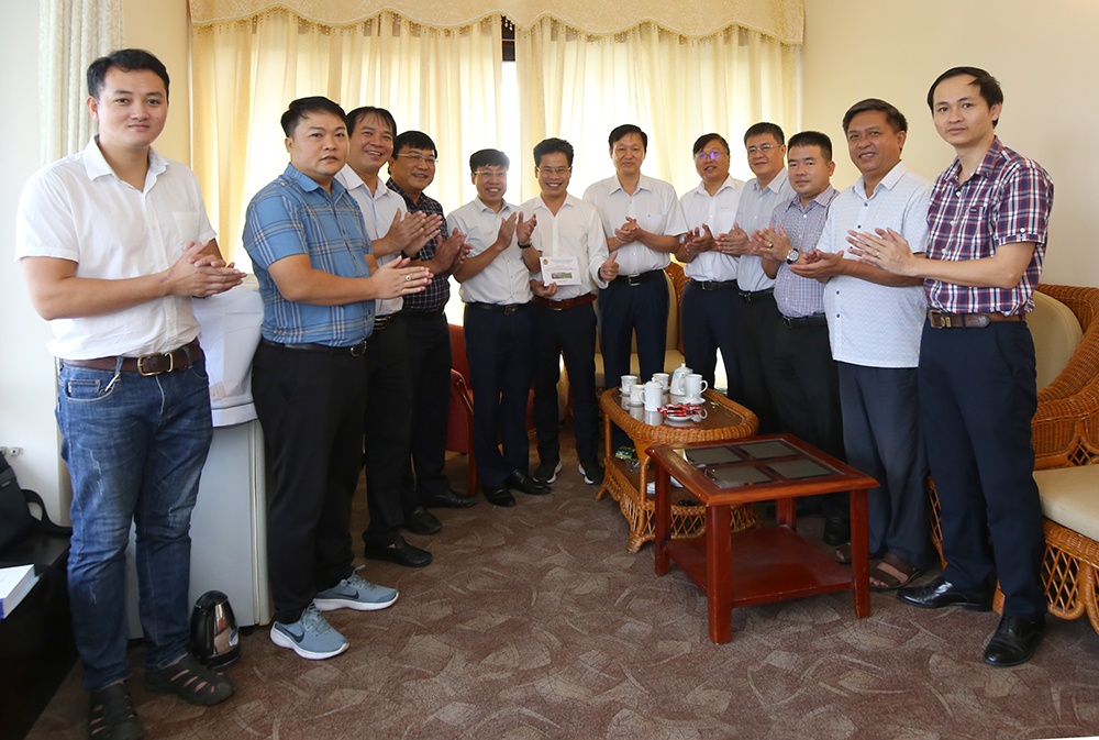 Công đoàn EVNNPT động viên CBCNV tham gia quản lý dự án các đường dây 500 kV mạch 3 Quảng Trạch - Phố Nối