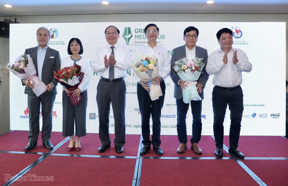 Petrovietnam và các đơn vị đồng hành cùng CLB Báo chí Phát triển Xanh hướng đến Net Zero Carbon