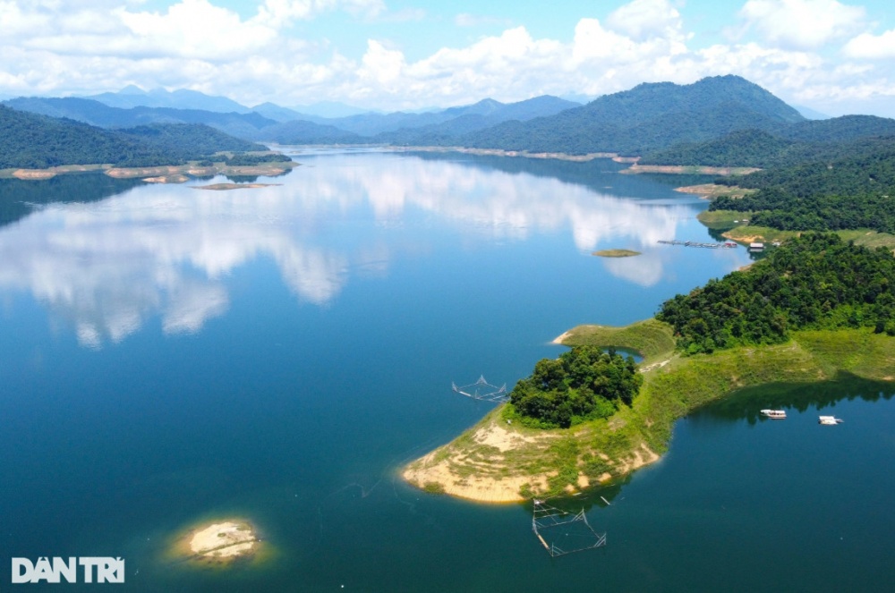 Những người làm 
