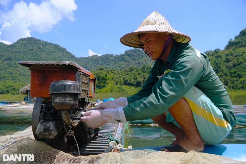Những người làm 