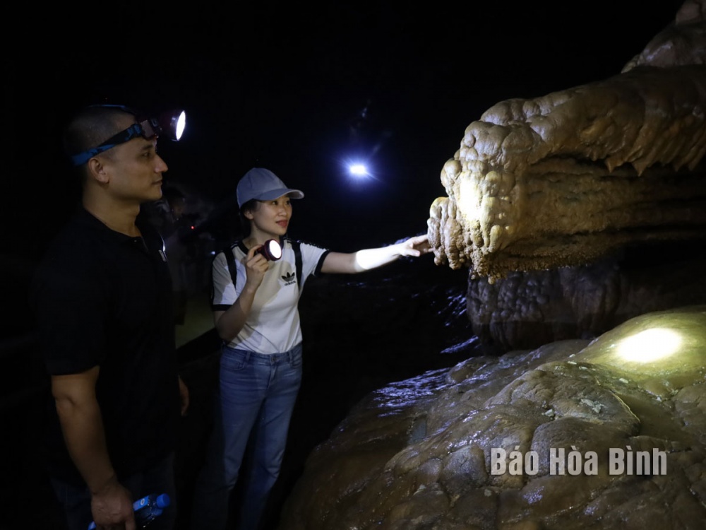 Khám phá “Nam Sơn đệ nhất động”