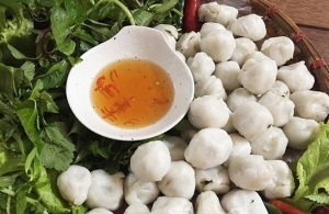 Đặc sản Vĩnh Phúc - Bánh hòn Hội Hợp