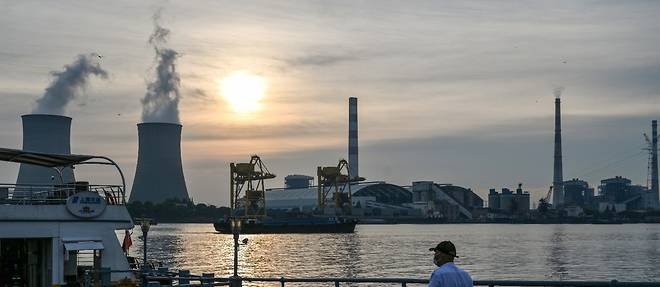 Trung hòa carbon: Nhiệm vụ đầy khó khăn và thử thách