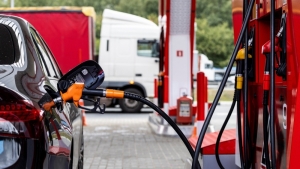 Biện pháp dừng xuất khẩu không thành công, Tổng thống Nga Putin tiếp tục ra lệnh ổn định giá nhiên liệu