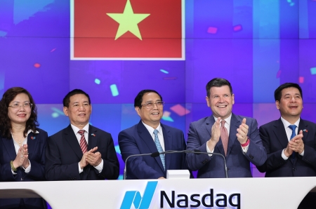 Những chuyến bay đêm và vị thế, vai trò Việt Nam với những cơ hội mang tầm chiến lược