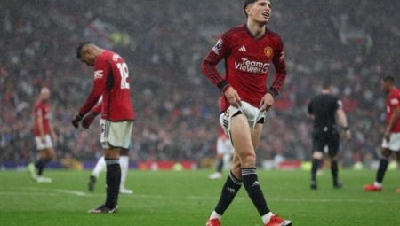 Kết quả bóng đá hôm nay 1/10: Hai đội Manchester bại trận