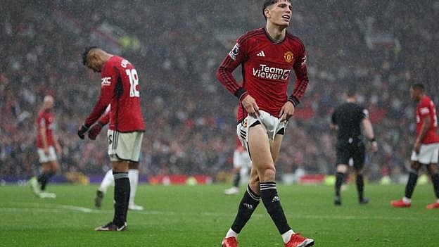 Kết quả bóng đá hôm nay 1/10: Hai đội Manchester bại trận
