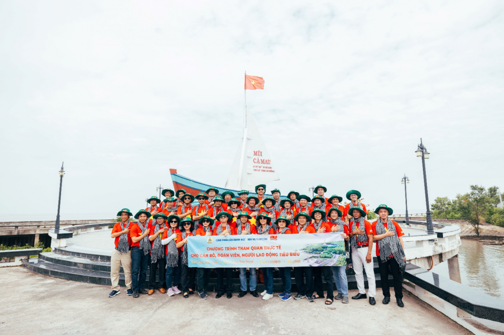 Thăm đất mũi Cà Mau