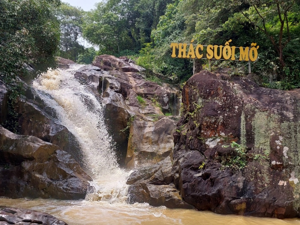 Kỳ thú Suối Mỡ