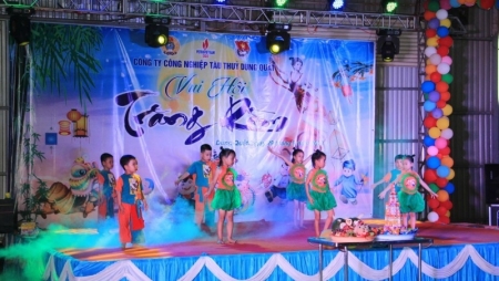 DQS tổ chức chương trình "Vui hội Trăng rằm" cho các cháu thiếu nhi