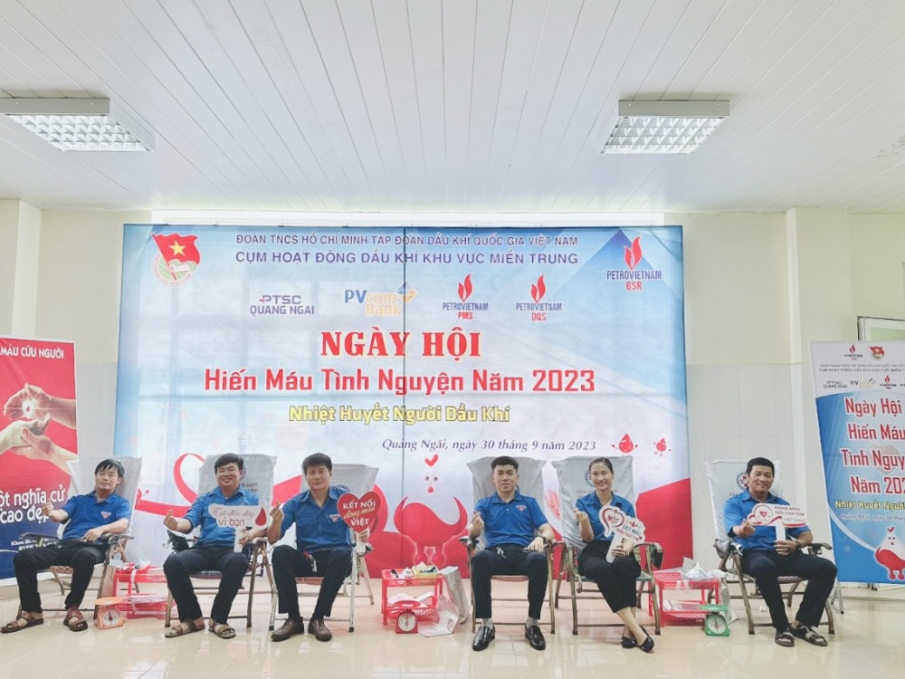 Tuổi trẻ BSR phối hợp cùng Cụm hoạt động Dầu khí miền Trung tổ chức hiến máu tình nguyện năm 2023