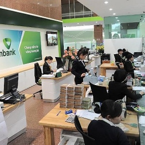 Nhiều ngân hàng và công ty tài chính được chấp thuận tăng vốn điều lệ