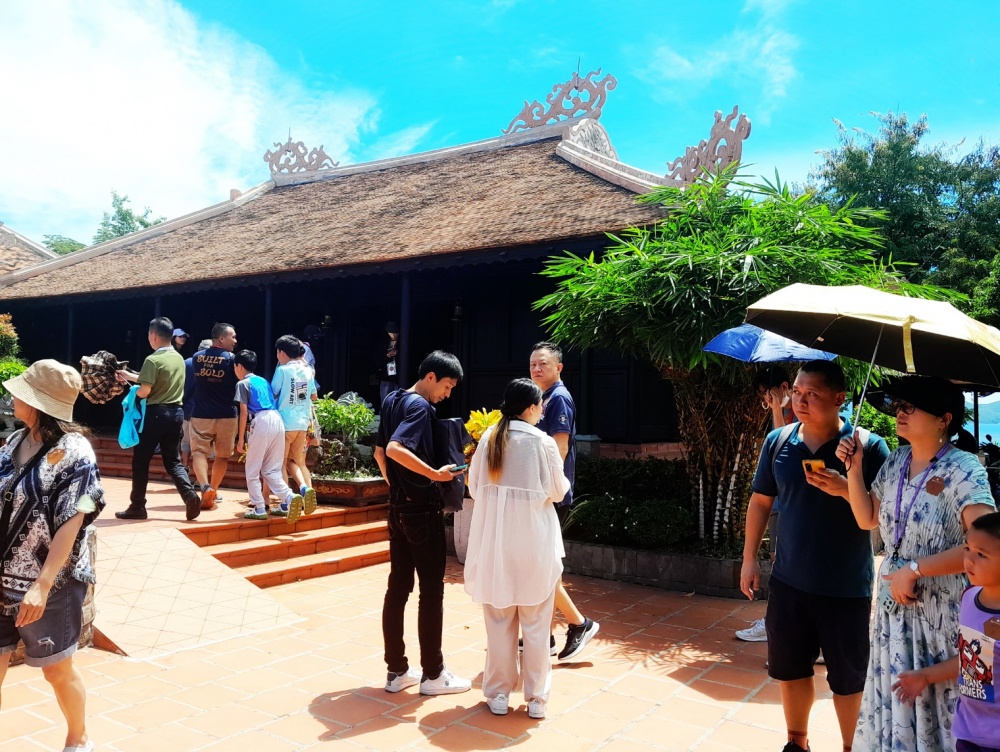 Chuyến tàu biển thứ 14 đến Nha Trang