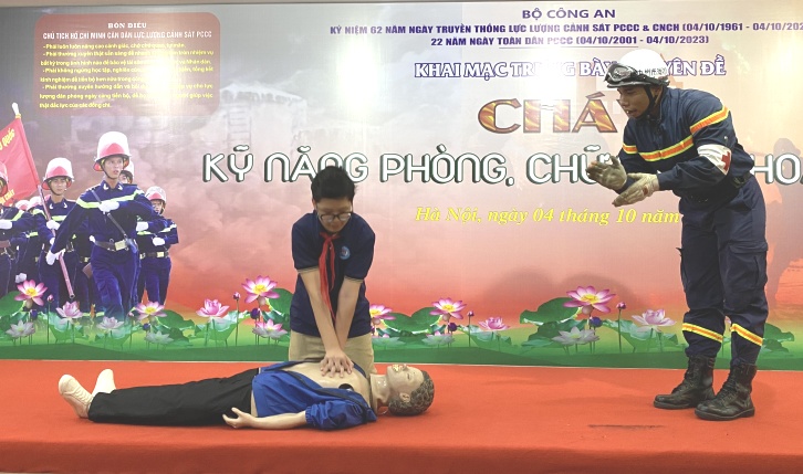 Hướng dẫn trực tiếp phòng, chống cháy nổ, kỹ năng thoát nạn