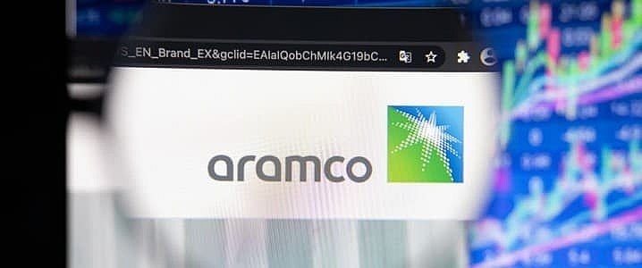Saudi Aramco làm rung chuyển thị trường với đợt tăng giá dầu tháng 11