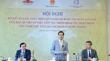 Tiếp tục tăng cường tuyên truyền, tôn vinh Chủ tịch Hồ Chí Minh với cộng đồng quốc tế