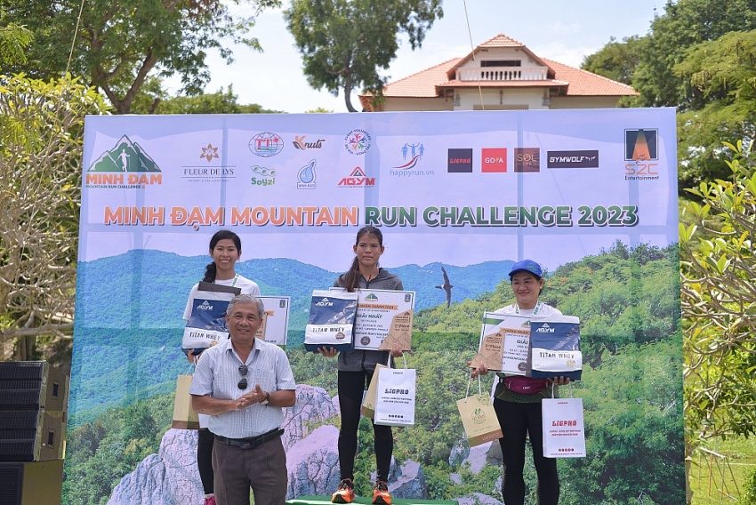 Giải chạy Minh Đạm Mountain Run Challenge 2023: “Chạy trong hơi thở núi rừng”