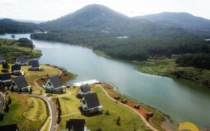 Tin bất động sản ngày 10/10: Nhiều công trình bỏ hoang, xây trái phép tại hồ Tuyền Lâm (Lâm Đồng)