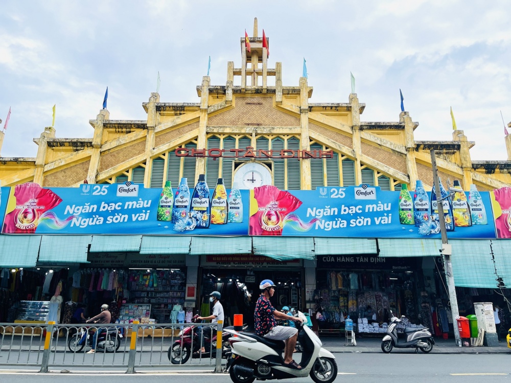 Khám phá 9 khu chợ đêm nổi tiếng tại Thành phố Hồ Chí Minh