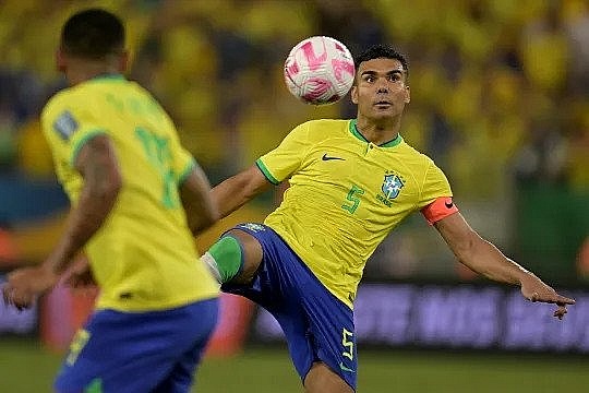 Man Utd nhận tin xấu về Casemiro