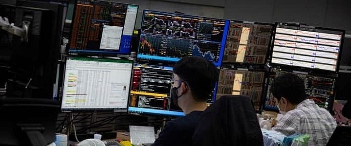 Cổ phiếu Big Oil tăng vọt khi xung đột Israel-Hamas leo thang Cổ phiếu Big Oil tăng vọt khi xung đột Israel-Hamas leo thang