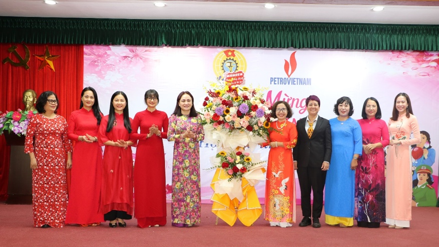 VNPOLY tổ chức các hoạt động chào mừng Ngày Phụ nữ Việt Nam 20/10