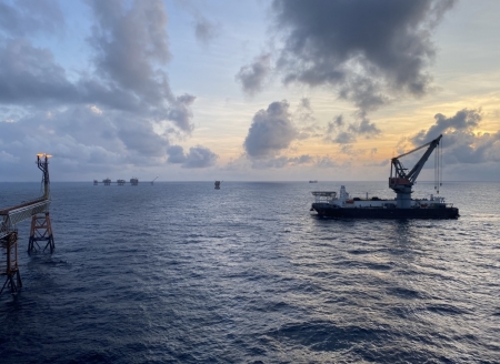 Tác phẩm dự thi "Petrovietnam trong tôi": Các ảnh đơn của tác giả Lê Ngọc Hùng (Vietsovpetro)