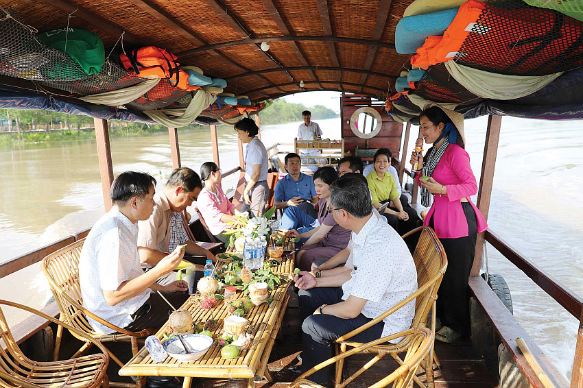 Thơ mộng sông nước “xứ Dừa”