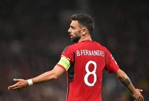 Roy Kean chê trách và đòi thay đội trưởng Bruno Fernandes