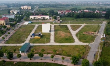 Tin bất động sản ngày 1/11: Vì sao gần 19 nghìn thửa đất ở Ba Vì chưa được cấp sổ đỏ?
