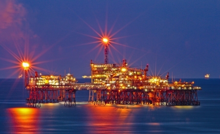 Tác phẩm dự thi "Petrovietnam trong tôi": Bộ ảnh "Những ánh sao đêm", tác giả Vương Hữu Quốc Thái (Vietsovpetro)