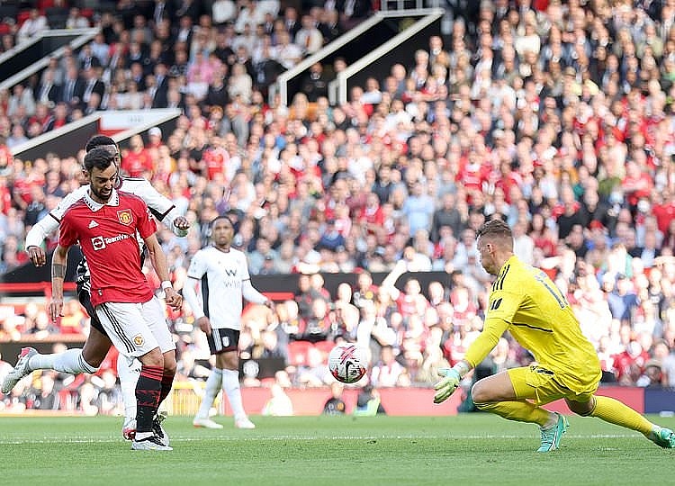 Lịch thi đấu bóng đá hôm nay 4/11: Man Utd liệu có thoát thua, Arsenal vươn lên đầu bảng?