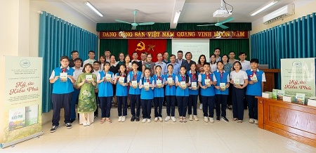 "Ký ức Kiều Phú" - Cuốn sách gắn kết tình cảm thầy trò, bạn bè