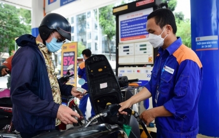 Phòng ngừa đứt gãy nguồn cung xăng dầu trong dịp Tết Nguyên đán 2024