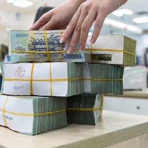 Tin tức kinh tế ngày 14/11: Nợ xấu nhiều ngân hàng vượt ngưỡng 3%