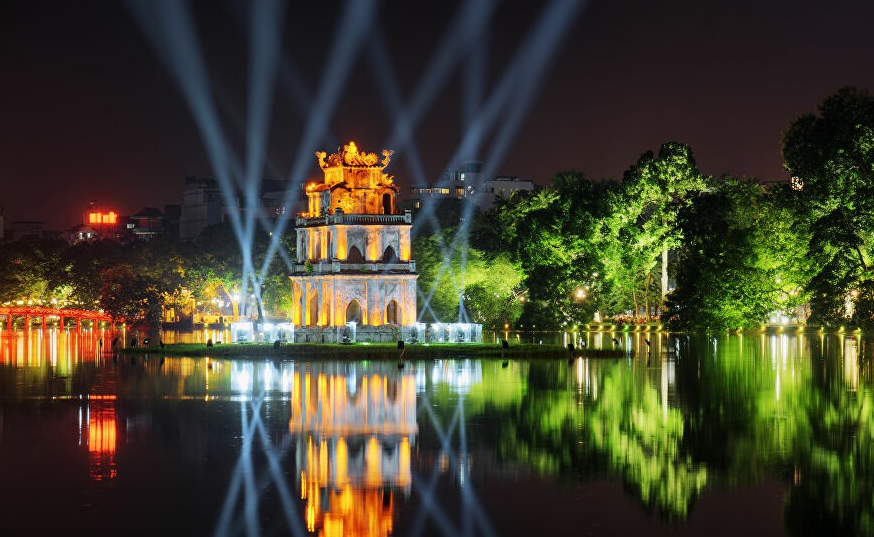 “Đêm Hà Nội - Điểm chạm của những xúc cảm”