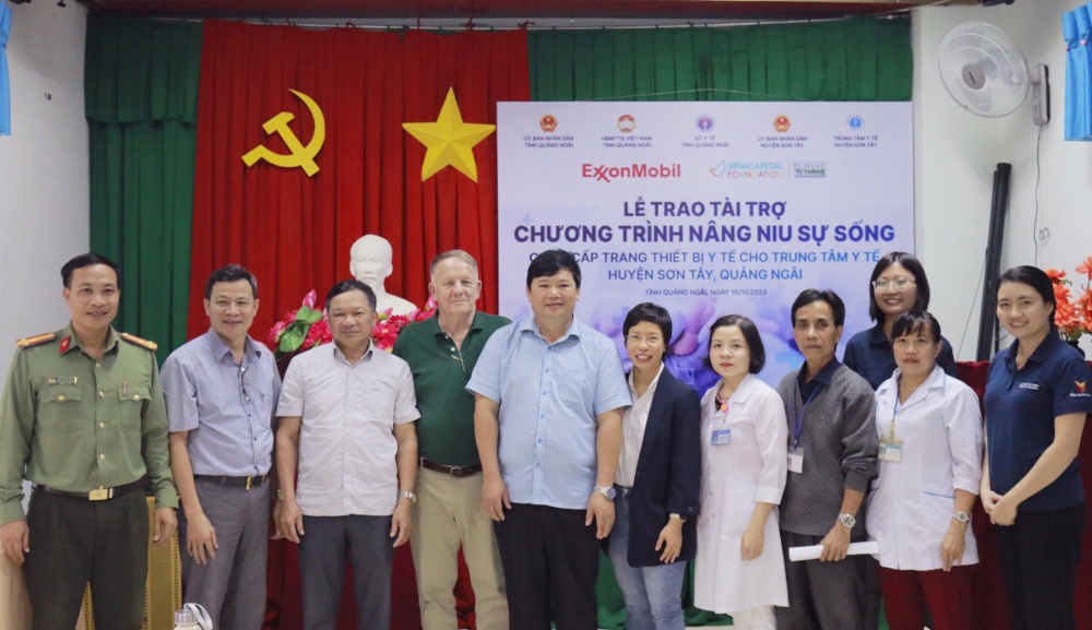 ExxonMobil tiếp tục hỗ trợ triển khai các chương trình giáo dục STEM và chăm sóc sức khỏe tại Việt Nam