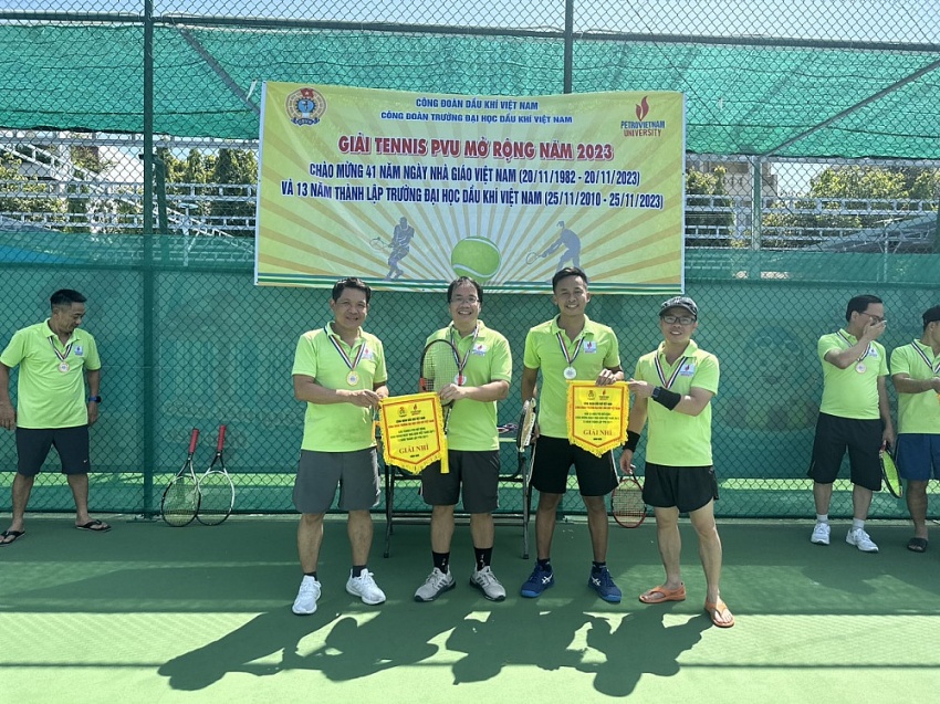 PVU tổ chức Giải Tennis mở rộng năm 2023
