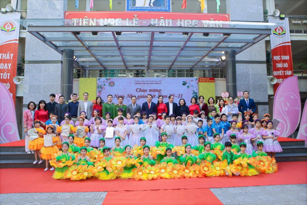 Trường Tiểu học Dịch Vọng A: “Tri ân người gieo hạt”